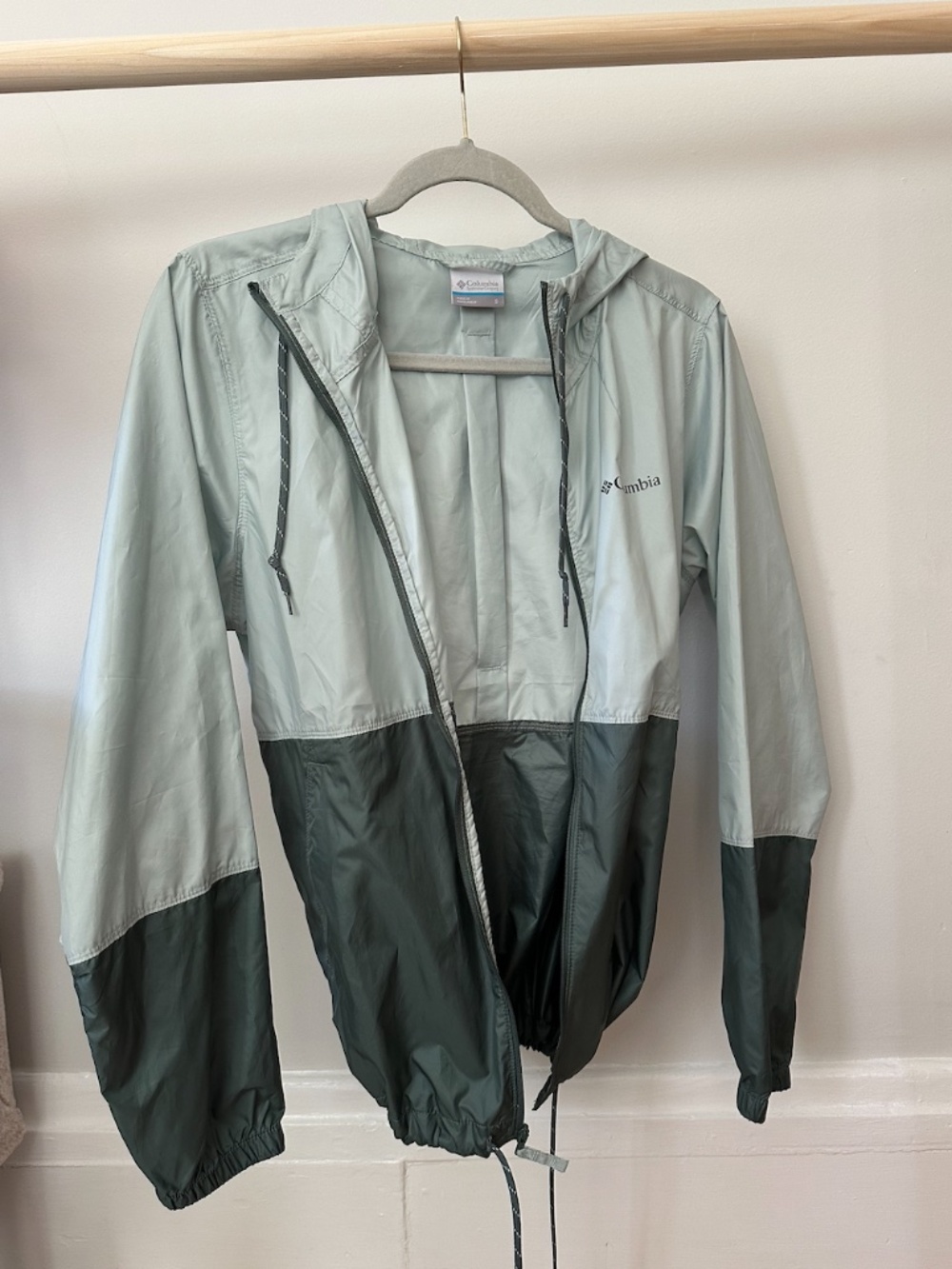 Green Columbia Windbreaker